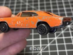 1/16 Tin General Lee Car by Ertl 1981 USA Made Very Rare HEAVY USE BEAT UP
