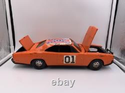 1/16 Tin General Lee Car by Ertl 1981 USA Made Warner Bros Inc. Very Rare