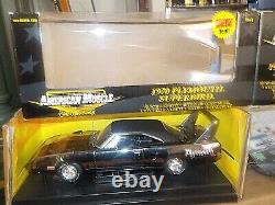 1/18 1970 Superbird Black Chrome Chase Car