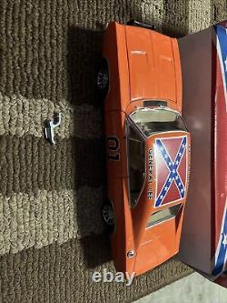 1/18 American Muscle / Ertl 1969 Charger Dukes Of Hazzard General Lee