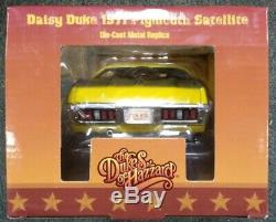 1/18 Diecast Auto World Dukes of Hazzard Daisy Duke's 1971 Plymouth Satellite