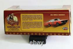 1/18 Ertl Dukes of Hazzard Joyride General Lee 1969 Dodge Charger Signed DS08