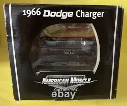 1/18 RC2 Authentics AMERICAN MUSCLE 1966 DODGE CHARGER 426 Hemi Red & Black