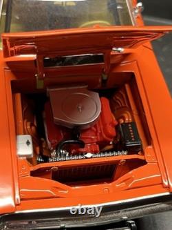 1/18 RC2 Joyride die-cast Dodge Charger General Lee Dukes of Hazard cast signed