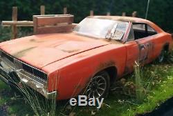 1/18 general Lee Dukes of hazzard Dodge charger barn find Rusty