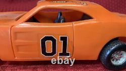 100% ORIGINAL vintage DUKES OF HAZZARD mego GENERAL LEE 1981 MADE IN USA
