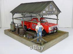 118 Custom General Lee Pickup Truck Dukes of Hazzard Diorama with LEDs Display