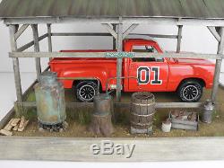 118 Custom General Lee Pickup Truck Dukes of Hazzard Diorama with LEDs Display