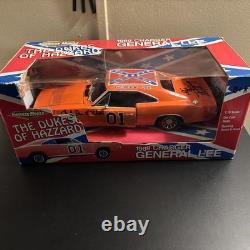 118 Diecast Dukes Of Hazzard General Lee 1969 Charger AUTO by Bo and Cletus