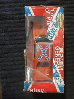 118 Diecast Dukes Of Hazzard General Lee 1969 Charger AUTO by Bo and Cletus