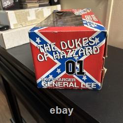 118 Diecast Dukes Of Hazzard General Lee 1969 Charger AUTO by Bo and Cletus