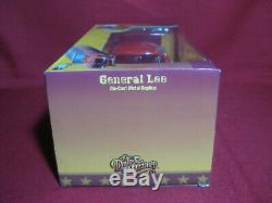 118 Dukes of Hazzard General Lee 1969 Dodge Charger Diecast Auto World Model