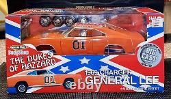 118 Dukes of Hazzard General Lee Body Shop NIB