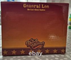 118 Dukes of Hazzard General Lee Silver Screen Machine 118 AMM964 Auto World