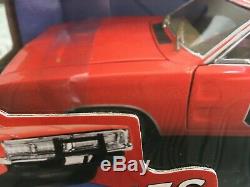 118 ERTL General Lee The Dukes of Hazzard 1969 Dodge Charger dirty version