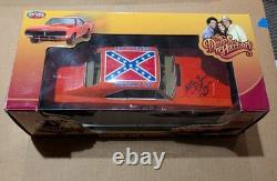 118 Scale Diecast Dukes of Hazzard General Lee signed by Daisy Duke NIB