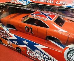 118 The Duke of Hazzards General Lee'69 DODGE Charger Body Shop & Regular Rare