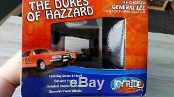 118 The Dukes of Hazzard General Lee 69 dodge Charger diecast car Boxed