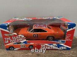 118 diecast General Lee 1969 Dodge Charger Rare