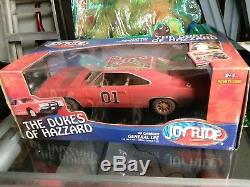 118 scale Dirty General Lee,'69 charger, Dukes of Hazzard, Joyride 2005 MIB