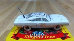 #18 Dukes Of Hazzard GeneralLee Custom WhiteLightning'69 DodgeCharger, 164, new