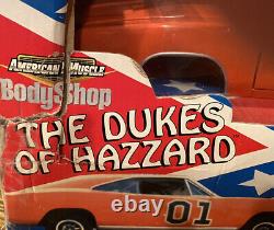 1969 American Muscle Dukes Of Hazard General Lee Activity Set 118 Scale