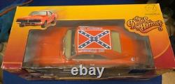 1969 Dodge Charger Dukes of Hazzard General Lee, ERTL AUTHENTICS 1/18