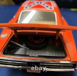 1969 Dodge Charger Dukes of Hazzard General Lee, ERTL AUTHENTICS 1/18