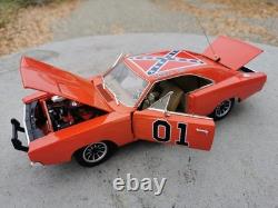 1969 Dodge Charger Dukes of Hazzard General Lee, ERTL AUTHENTICS, 1/18, New