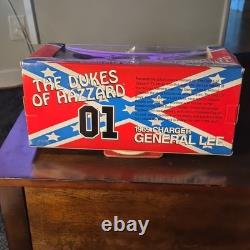 1969 Dodge Charger General Lee Diecast Model Car From The Dukes of Hazzard 118