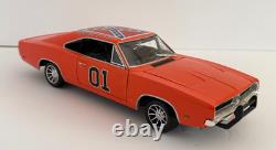 1969 Dodge Charger The Dukes of Hazzard GENERAL LEE 118 Ertl American Muscle