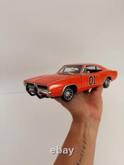 1969 Dodge Charger The Dukes of Hazzard GENERAL LEE 118 Ertl American Muscle