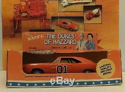 1981 DUKES OF HAZZARD General Lee 1/25 Scale CAR Still IN BOX + Orig ERTL POSTER