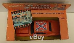 1981 DUKES OF HAZZARD General Lee 1/25 Scale CAR Still IN BOX + Orig ERTL POSTER