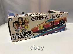 1981 Mego Dukes of Hazzard General Lee Car Bo Duke & Luke Duke 69 Dodge Charger