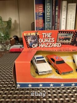 1981 The Dukes Of Hazzard 1/64 Scale Die-cast Metal Replicas No. 1570 ERTL Read