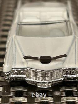 1981 The Dukes Of Hazzard 1/64 Scale Die-cast Metal Replicas No. 1570 ERTL Read