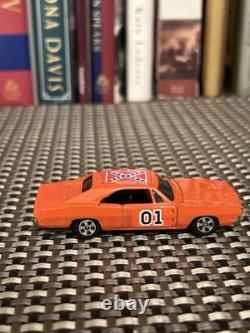 1981 The Dukes Of Hazzard 1/64 Scale Die-cast Metal Replicas No. 1570 ERTL Read