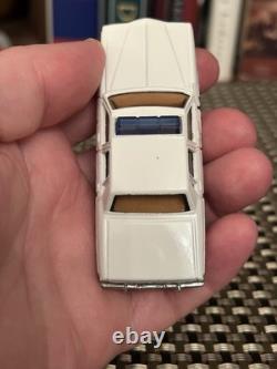 1981 The Dukes Of Hazzard 1/64 Scale Die-cast Metal Replicas No. 1570 ERTL Read