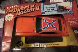 1982 ERTL 1/16 scale Dukes of Hazzard General Lee and Jumping Ramp set-car dodge