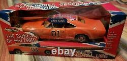 2 General Lee Dukes of Hazzard 69 Dodge Charger American Muscle 1/18, 1/64