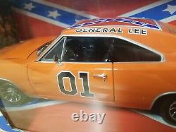 2000 The Dukes of Hazzard General Lee ERTL American Muscle Dodge Charger 118