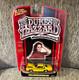 2006 Johnny Lightning Dukes Of Hazzard 1970 Plymouth Road Runner Yellow R1 Rare