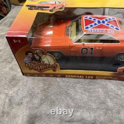 2006 Joy Ride Dukes of Hazzard 118 Diecast General Lee Dodge Charger