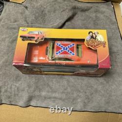 2006 Joy Ride Dukes of Hazzard 118 Diecast General Lee Dodge Charger