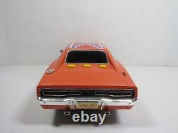 2006 Malibu Intern. Dukes Of Hazzard General Lee Car Lights & Sound Works 1/18