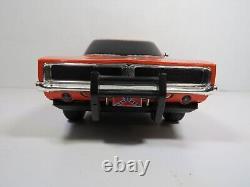 2006 Malibu Intern. Dukes Of Hazzard General Lee Car Lights & Sound Works 1/18