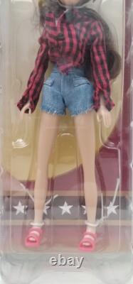 2014 Figures Toy Co 8 The Dukes Of Hazzard Daisy Duke Retro Clothed Figure READ