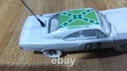 #4 Dukes Of Hazzard GeneralLee Custom WhiteLightning'69 Dodge Charger, 164, new