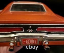 AMERICAN MUSCLE 1969 DODGE CHARGER 1/18 GENERAL LEE, 1st Edition Florida Plates